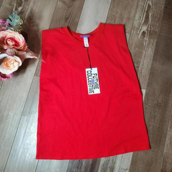 NWT FUTURE COLLECTIVE Kahlana Barfield Brown Sleeveless Cut-Out Back T-Shirt Red - Picture 4 of 15